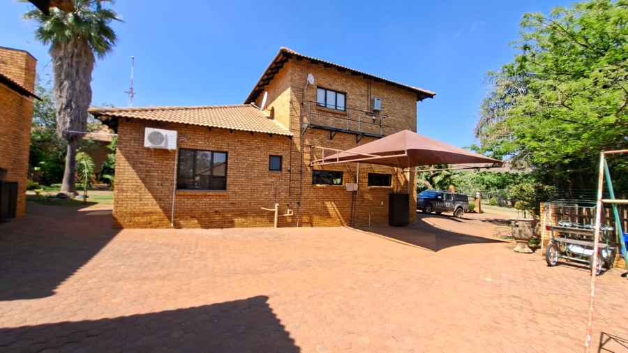 5 Bedroom Property for Sale in Rietvly A H North West